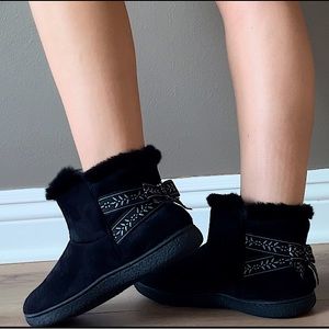 Ankle high Boots